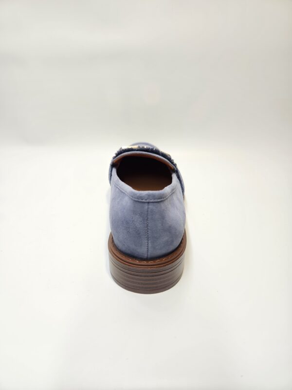 BLUSH – Image 4