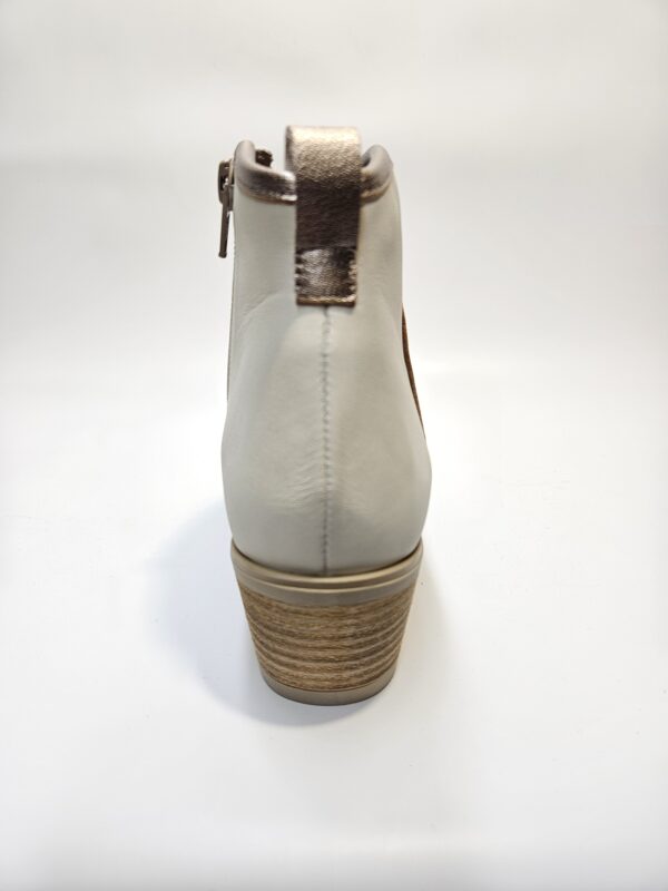 ARON – Image 4